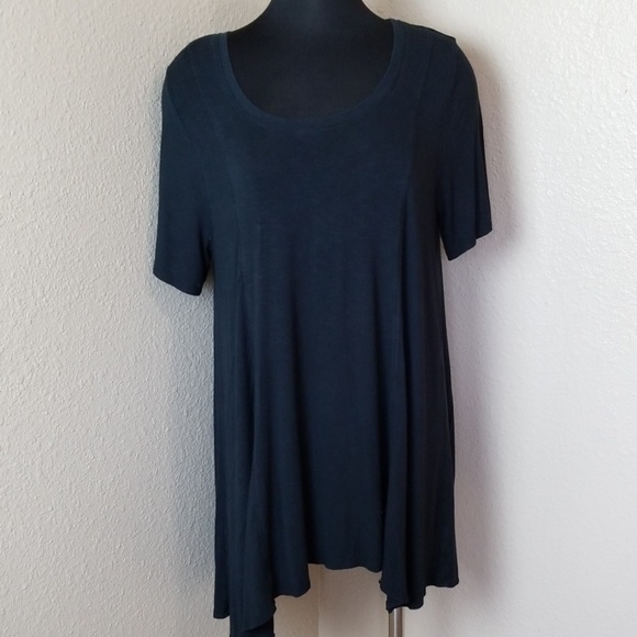 LOGO Short Sleeve Black Asymmetric Top - Picture 1 of 6